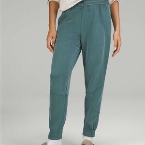 Lululemon Brushed Softstreme Ribbed High-Rise Jogger
